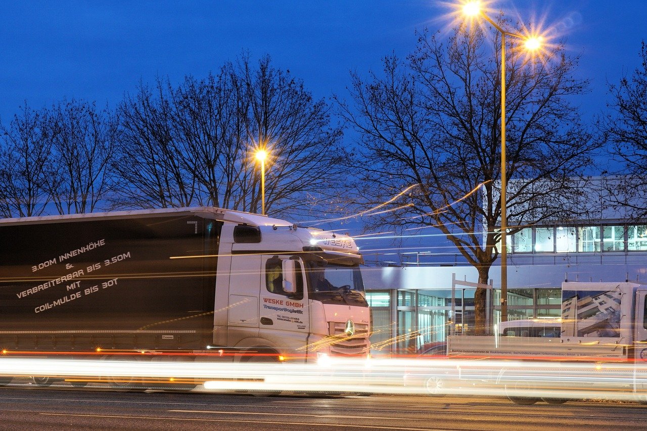 Jaki wpływ ma infrastruktura na transport?